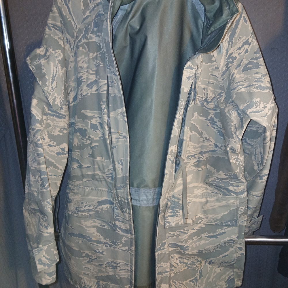 Authentic Military Wind Rain Proof Jacket P/P Chest 33 To 37